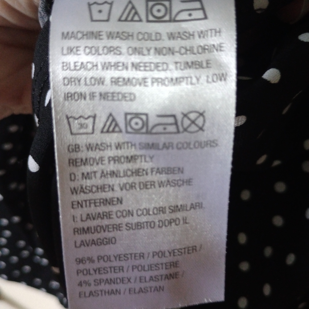 Susan Graver Black and White Polka Dot Top Size Medium - Picture 7 of 8